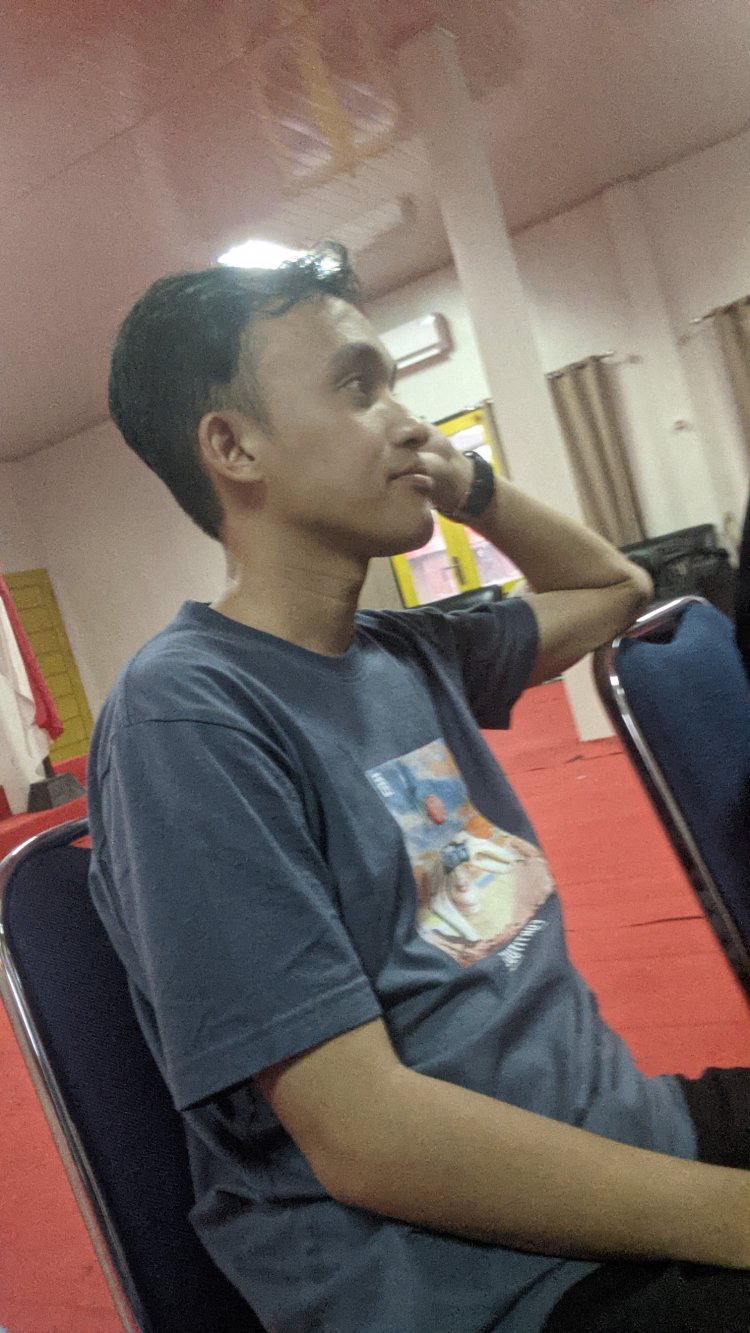 KETUA LAGI SANTAI KAWAN